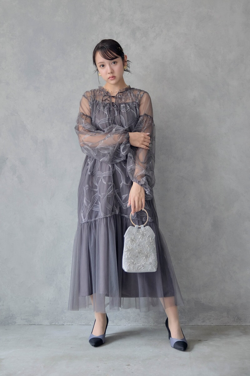 Dorry Doll リボンエンブロイダリーレイヤードドレス　チャコール チャコールのリボンエンブロイダリーレイヤードドレス | Dorry
