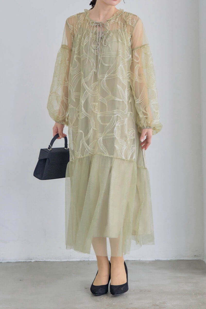 グリーンのリボンエンブロイダリーレイヤードドレス | Dorry doll | M