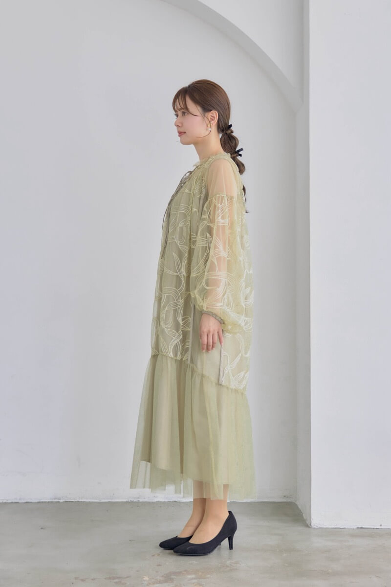 グリーンのリボンエンブロイダリーレイヤードドレス | Dorry doll | M