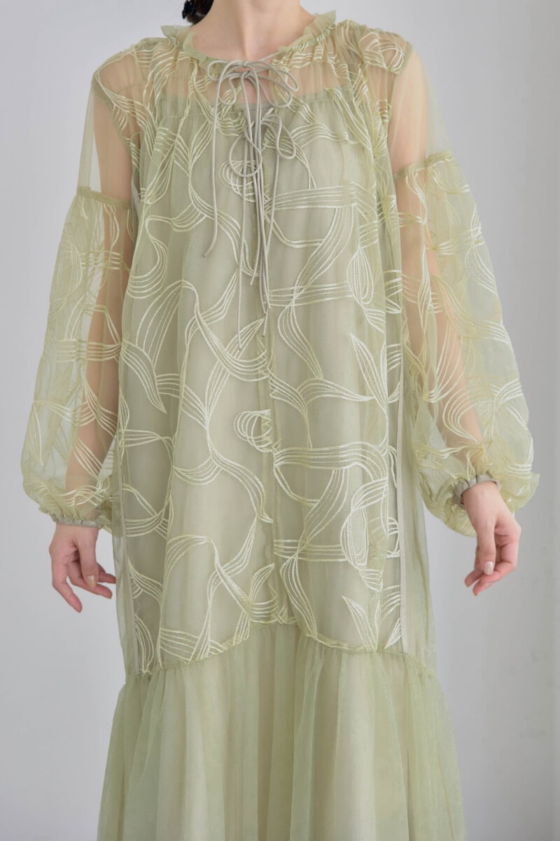 グリーンのリボンエンブロイダリーレイヤードドレス | Dorry doll | M