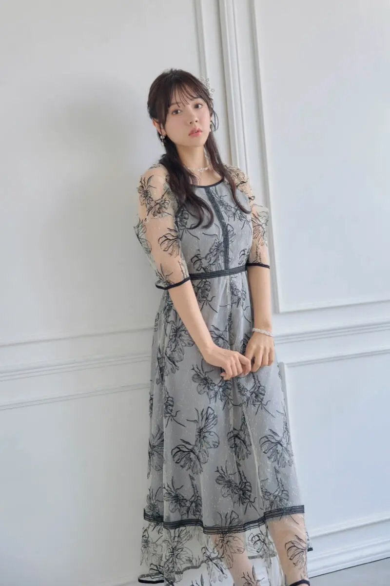 グレーのドローイングフラワードレス | Dorry doll | M | 結婚式