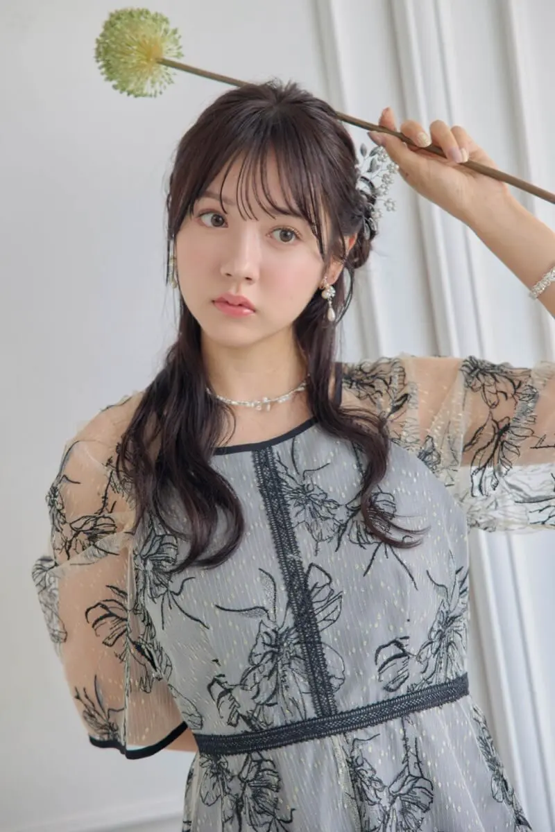 グレーのドローイングフラワードレス | Dorry doll | M | 結婚式