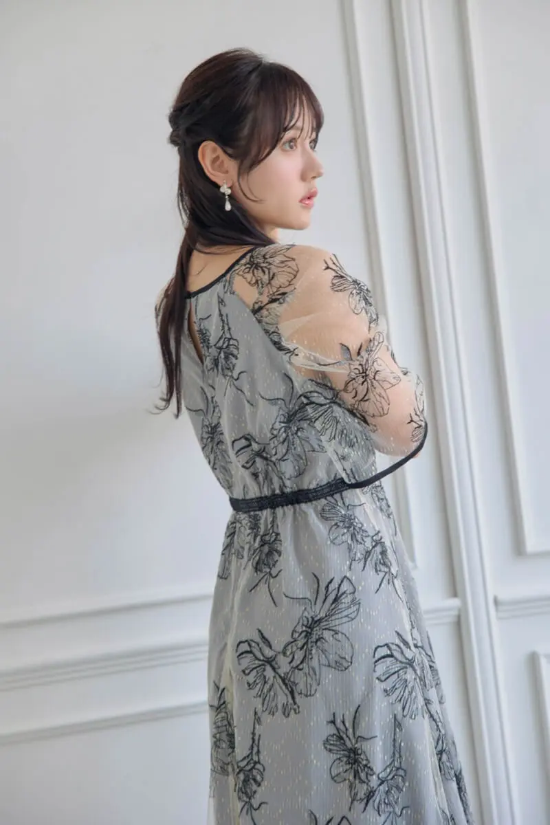 グレーのドローイングフラワードレス | Dorry doll | M | 結婚式
