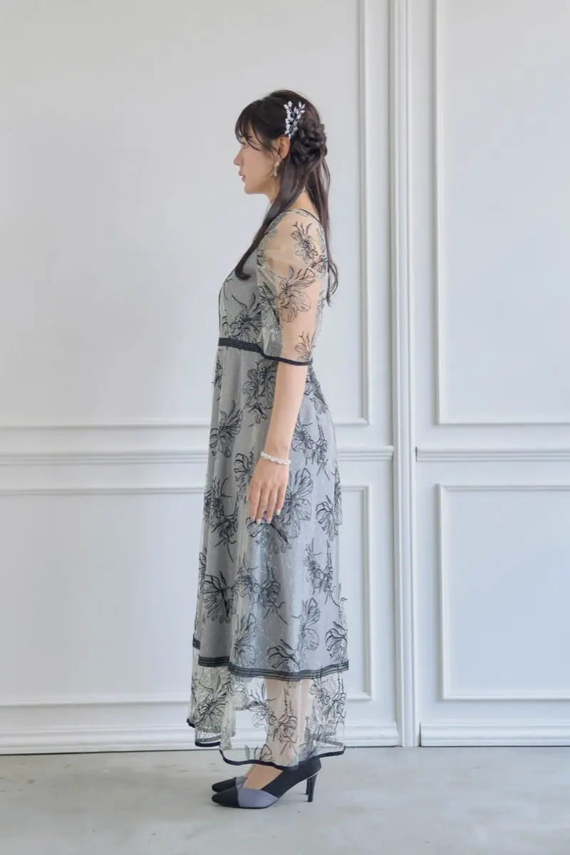 グレーのドローイングフラワードレス | Dorry doll | M | 結婚式