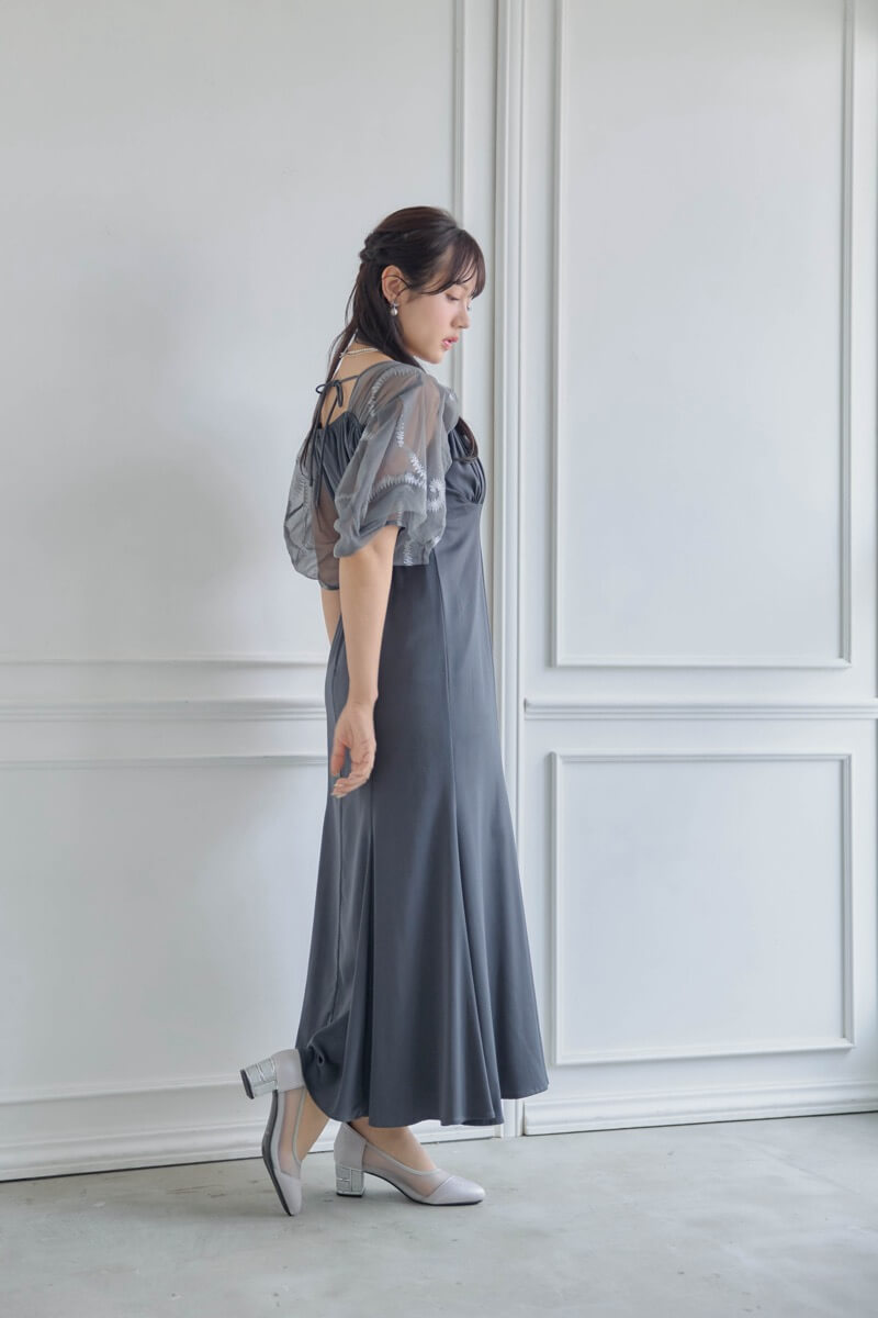 グレーのグラフィティスリーブドレス | LE' RURE | M | 結婚式