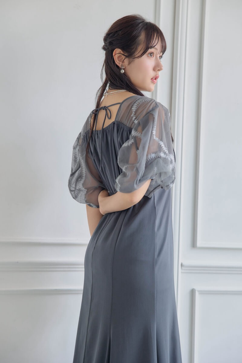 グレーのグラフィティスリーブドレス | LE' RURE | M | 結婚式