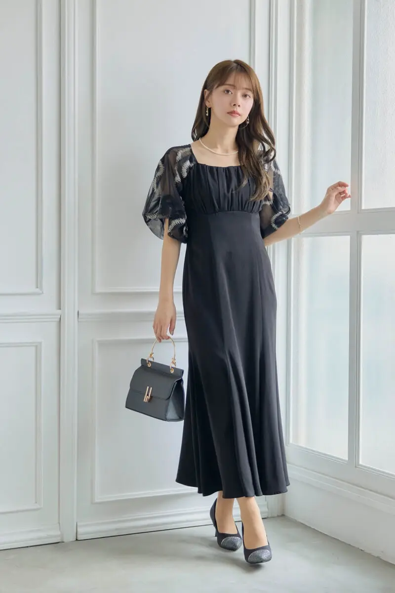 ブラックのグラフィティスリーブドレス | LE' RURE | M | 結婚式