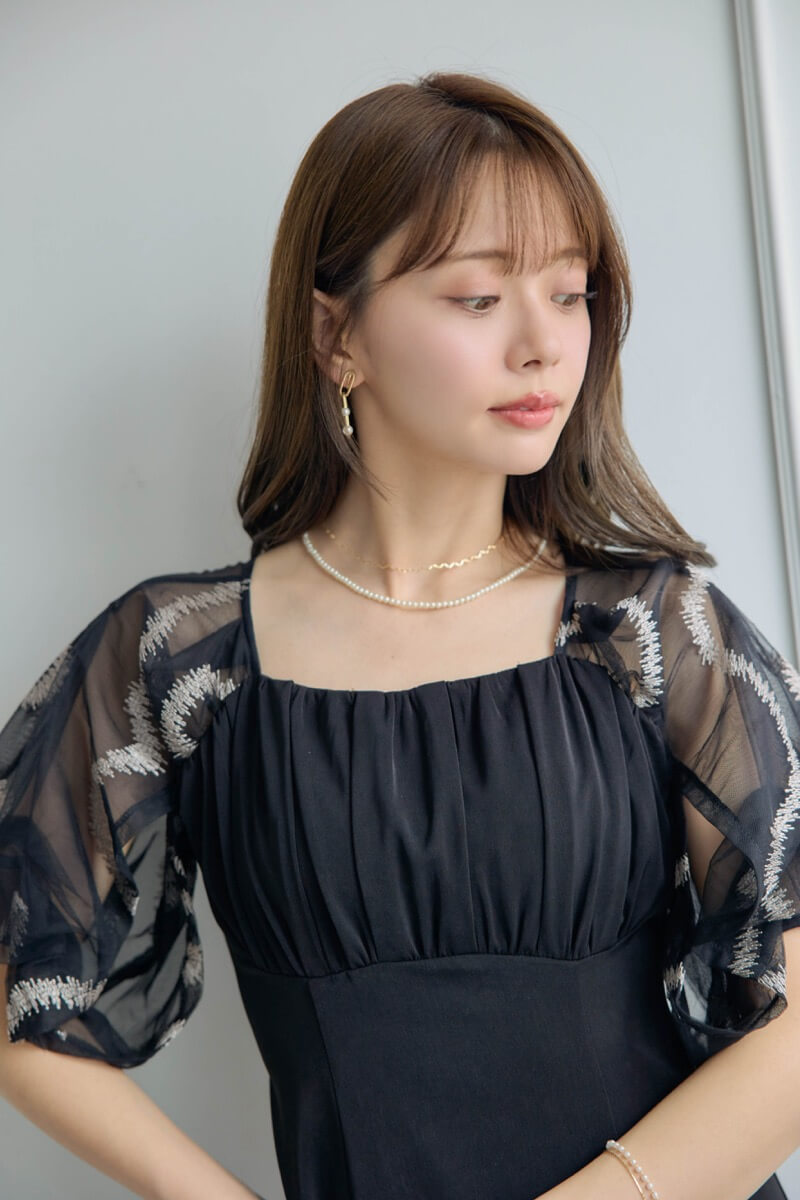 ブラックのグラフィティスリーブドレスの商品画像12