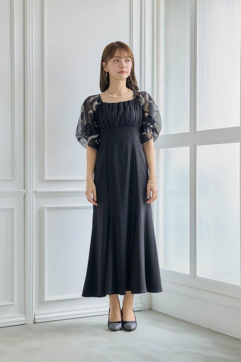 ブラックのグラフィティスリーブドレスの商品画像2