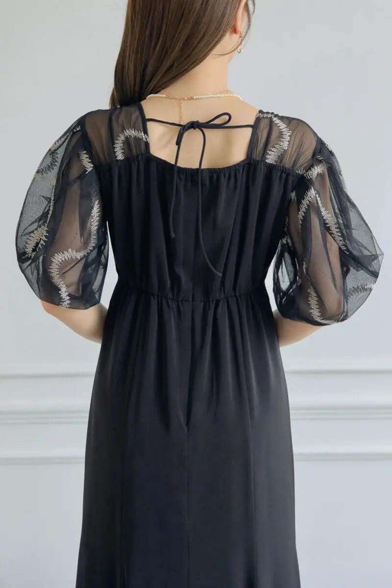 ブラックのグラフィティスリーブドレス | LE' RURE | M | 結婚式