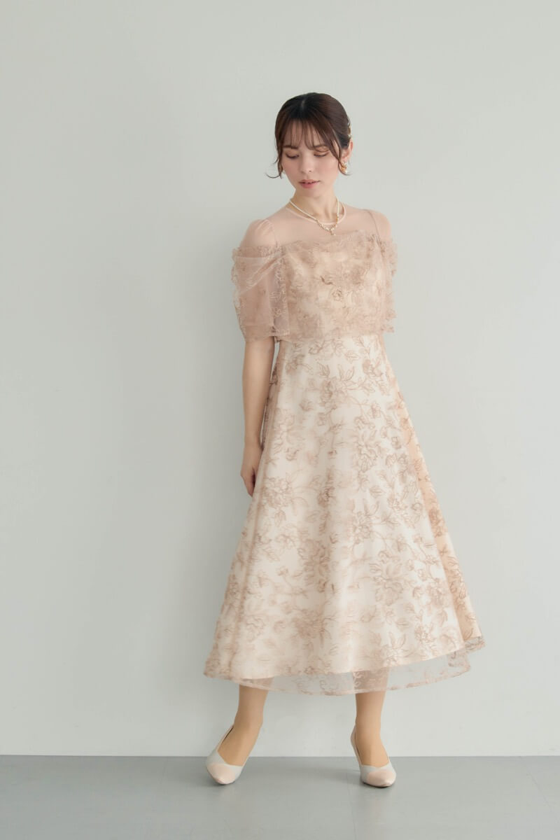 ピンクベージュのドレープラメ刺繍ドレスの商品画像8
