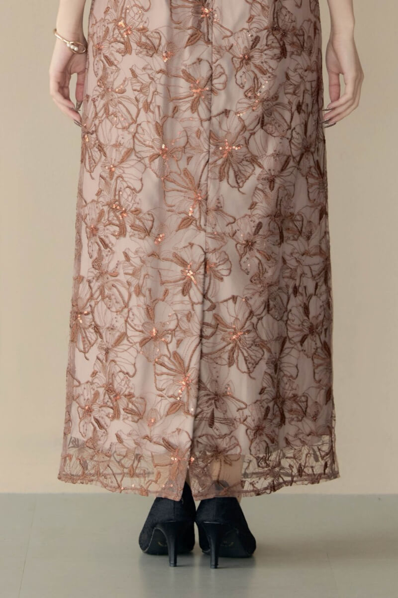 ブラウンのスパンコール刺繍レースドレスの商品画像7