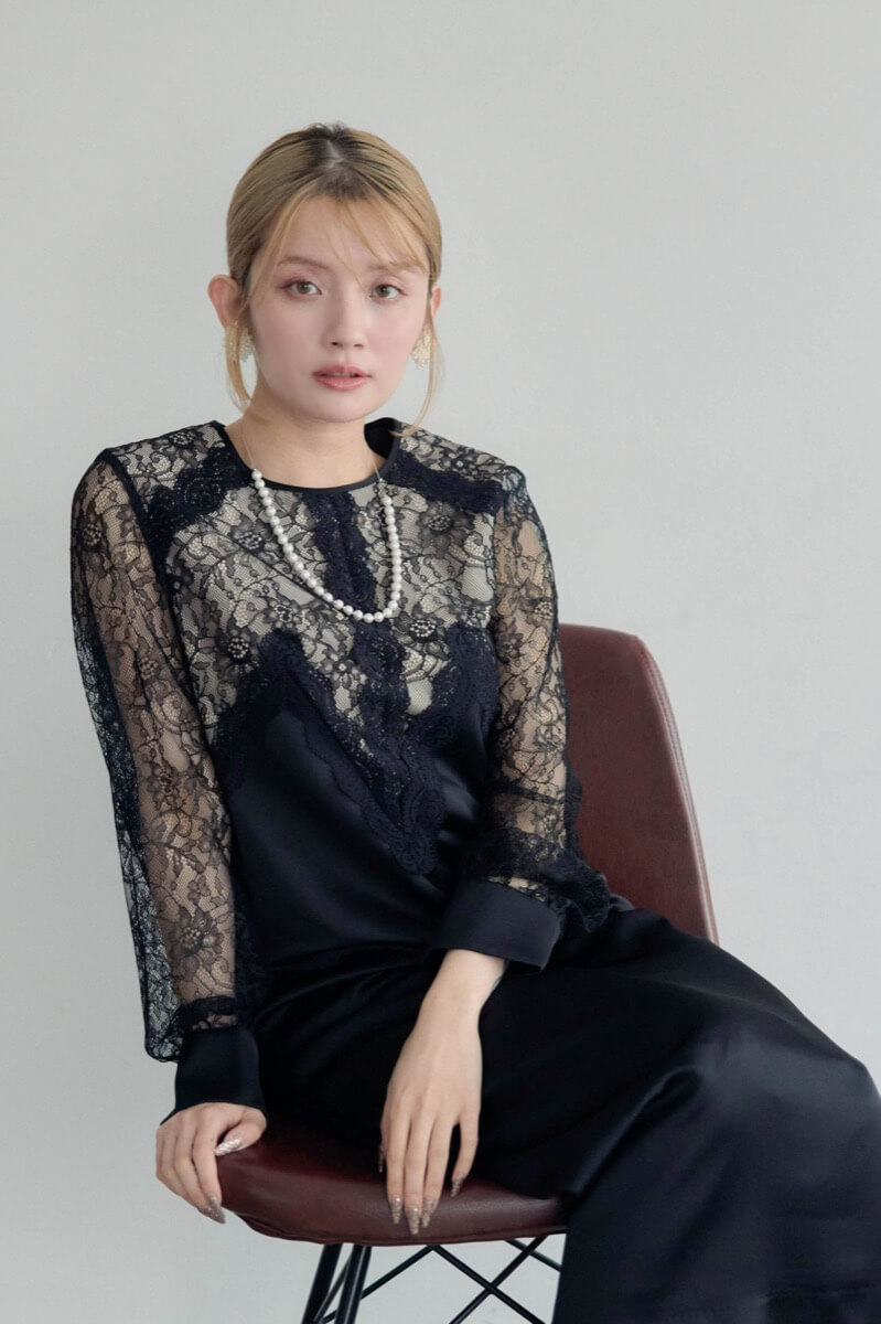 ブラックのフロントデザインレースドレスの商品画像9