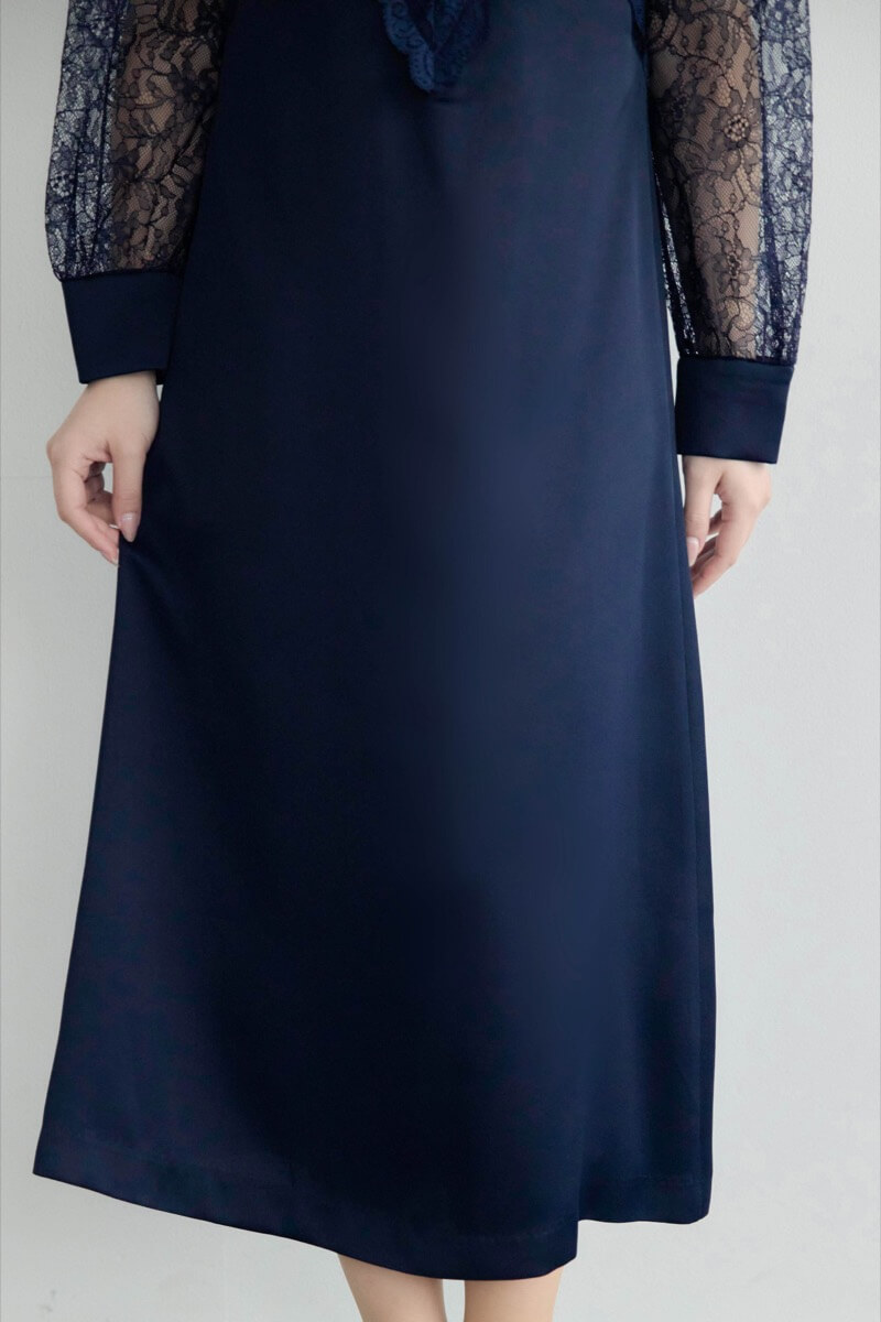 ネイビーのフロントデザインレースドレスの商品画像7