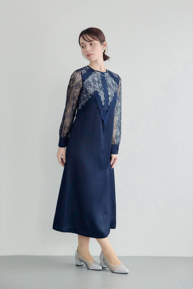 ネイビーのフロントデザインレースドレスの商品画像8