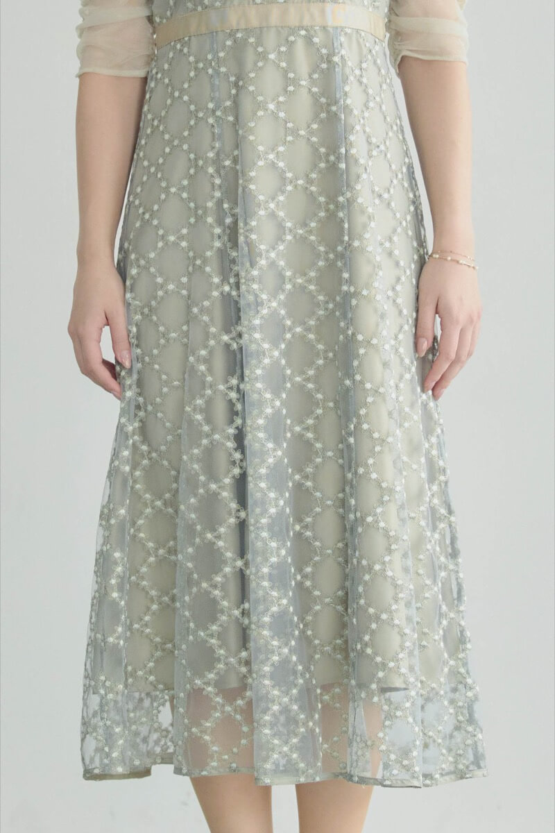 グリーンのダイヤフラワーレースドレスの商品画像7