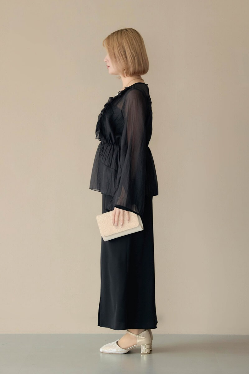 ブラックのフリルトップス付きドレスの商品画像3