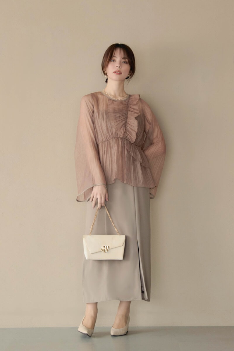 アッシュブラウンのフリルトップス付きドレスの商品画像10