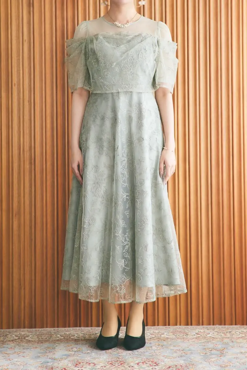ライトグリーンのドレープラメ刺繍ドレス | metoi | M | 結婚式