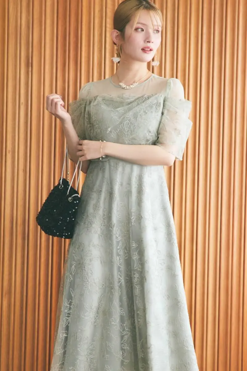 ライトグリーンのドレープラメ刺繍ドレス | metoi | M | 結婚式