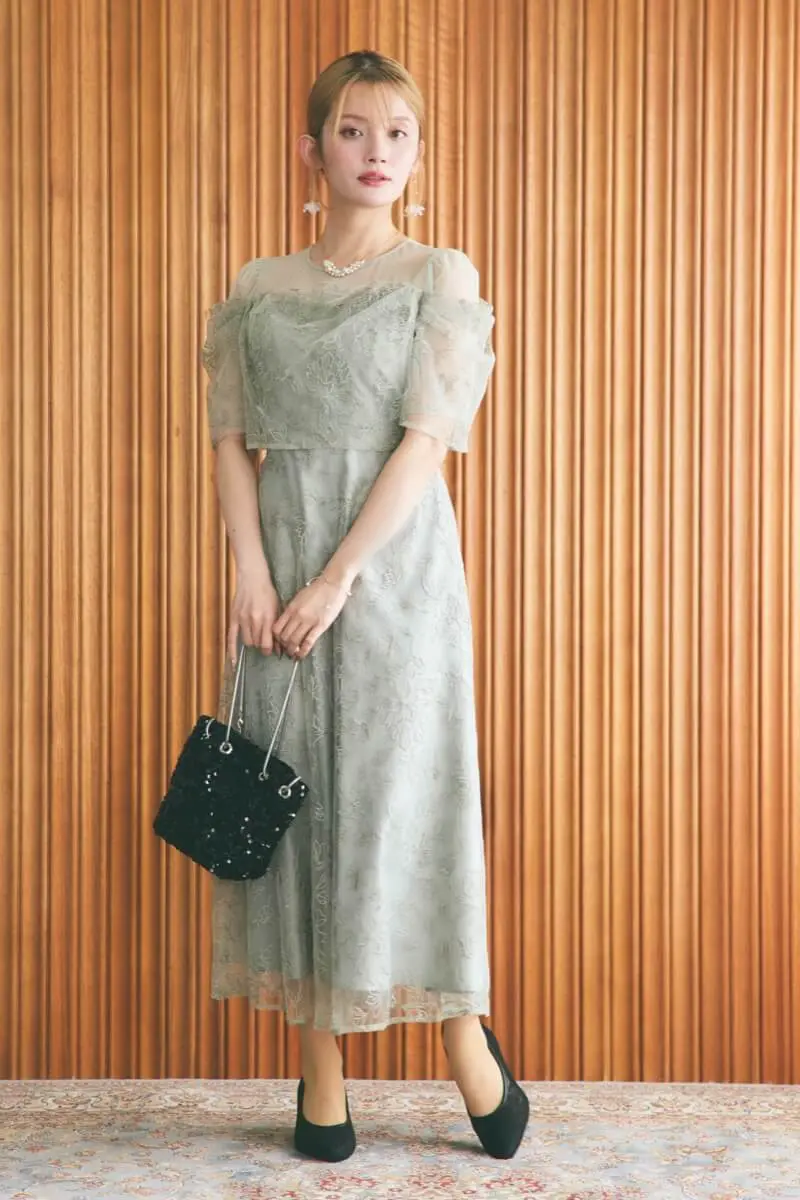 ライトグリーンのドレープラメ刺繍ドレス | metoi | M | 結婚式