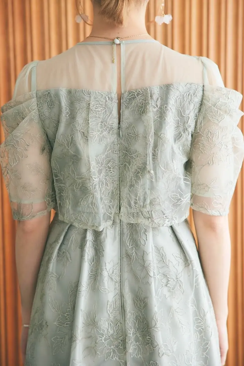 ライトグリーンのドレープラメ刺繍ドレス | metoi | M | 結婚式