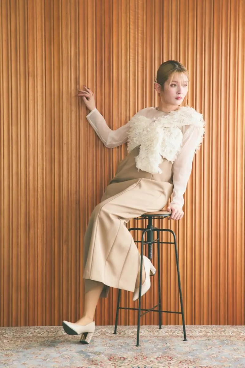 ベージュのフリンジグリッターノットドレス | ANDRESD | M | 結婚式