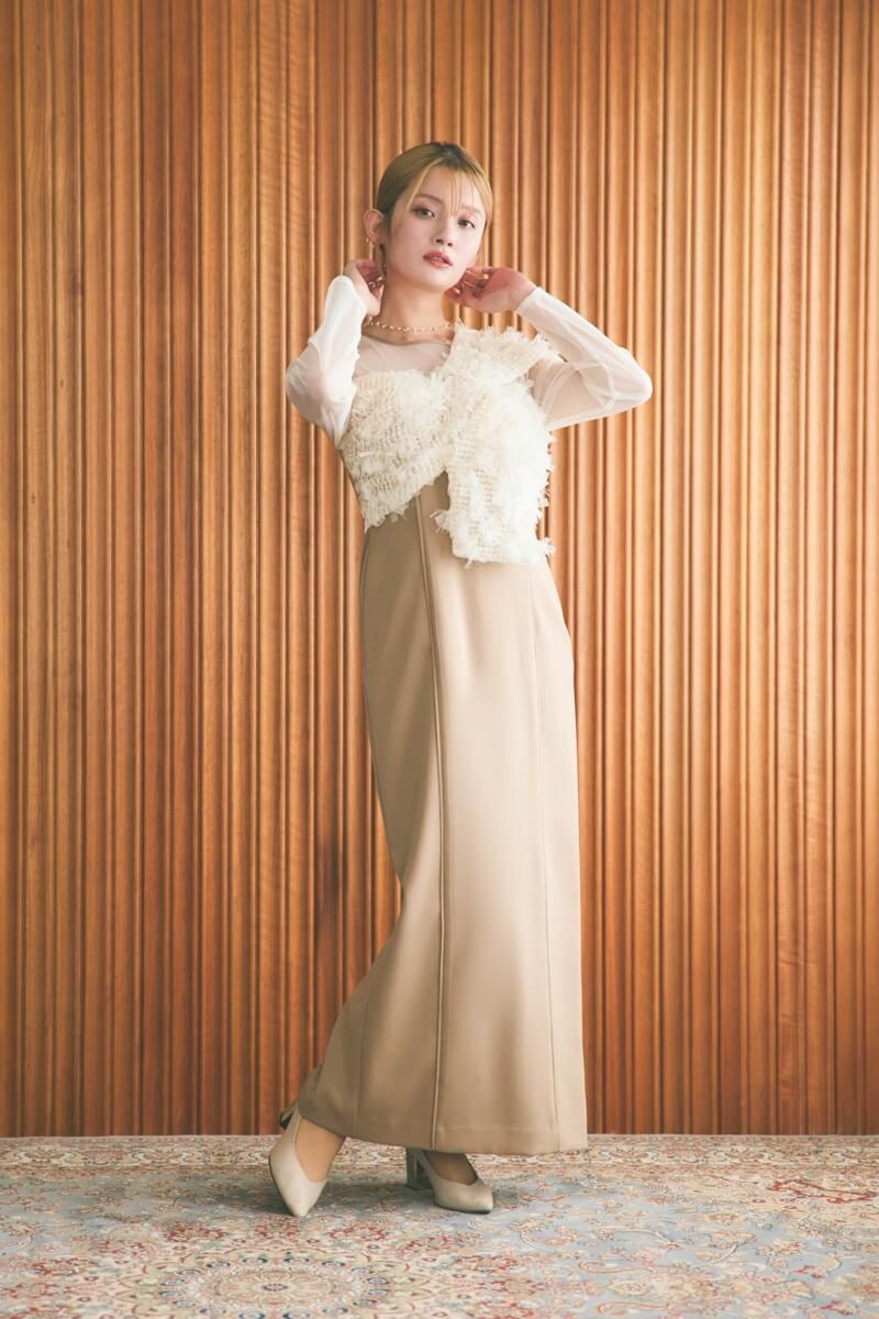 ベージュのフリンジグリッターノットドレスの商品画像13