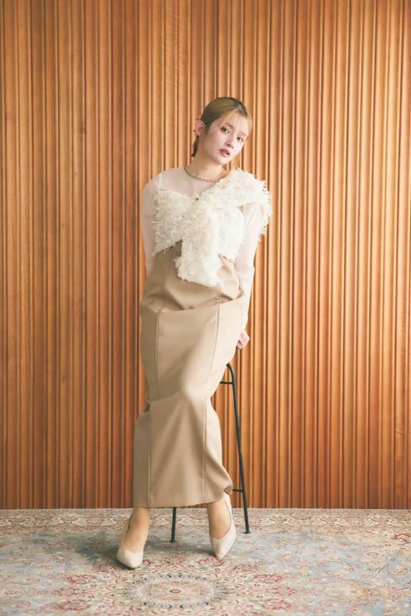 ベージュのフリンジグリッターノットドレス | ANDRESD | M | 結婚式