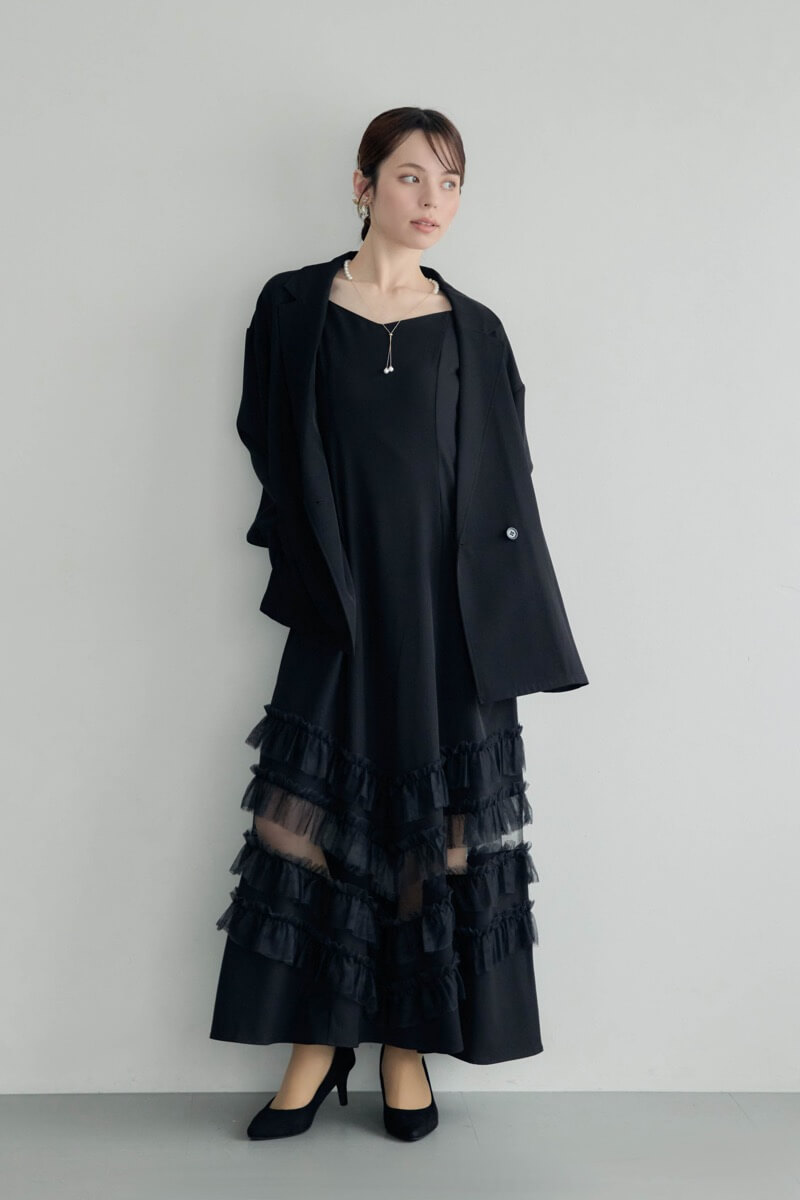 ブラックのトランスペアレントヘムセットアップドレスの商品画像11