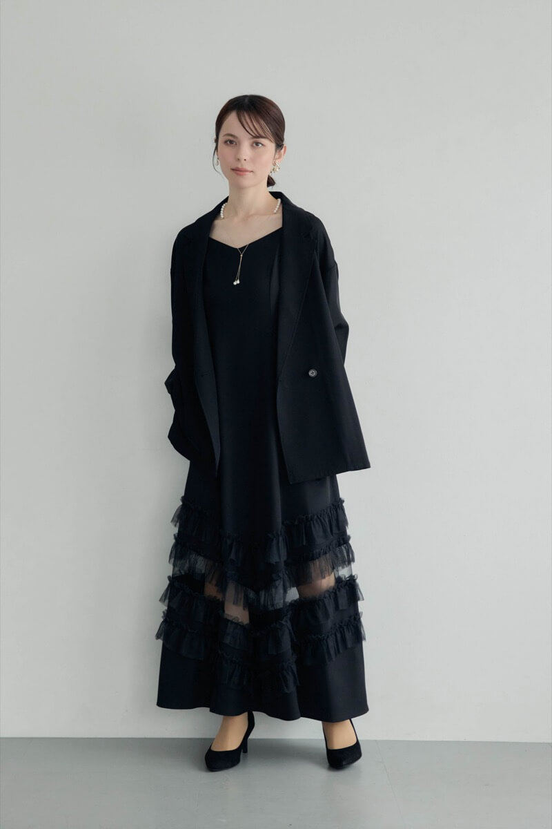 ブラックのトランスペアレントヘムセットアップドレス | et.UNiVER | M