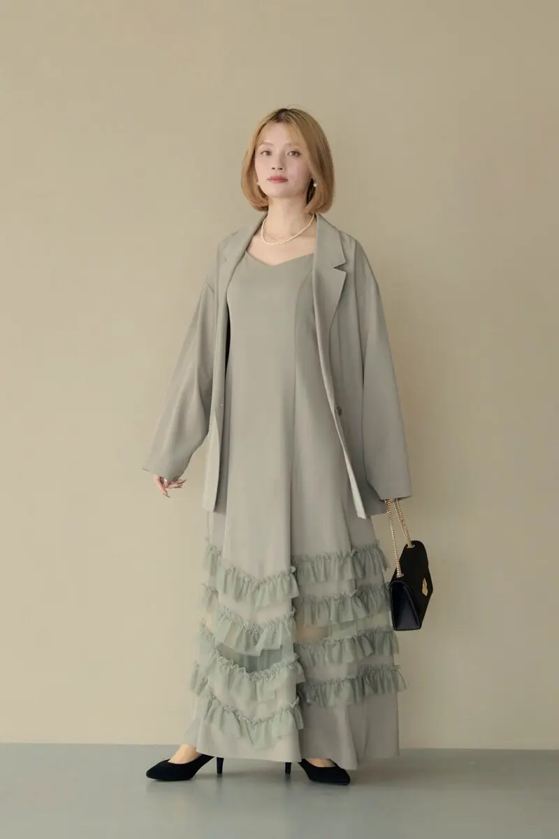 完売品 新品タグ付 et.univer トランスペアレントヘムセットアップドレス グレージュのトランスペアレントヘムセットアップドレス | et.UNiVER