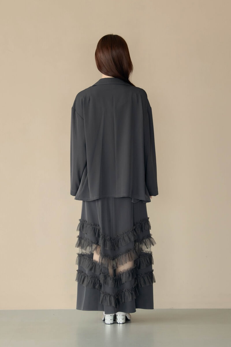 チャコールのトランスペアレントヘムセットアップドレスの商品画像4