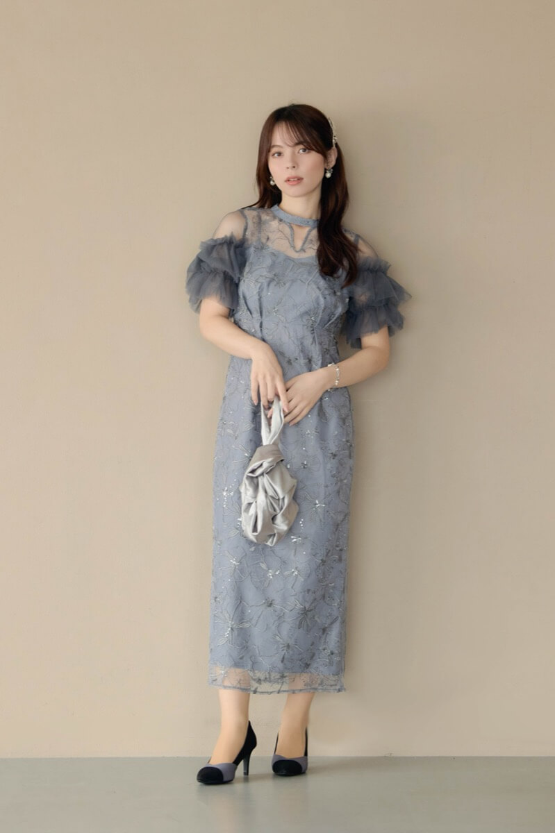 ブルーグレーのスパンコール刺繍レースドレスの商品画像2
