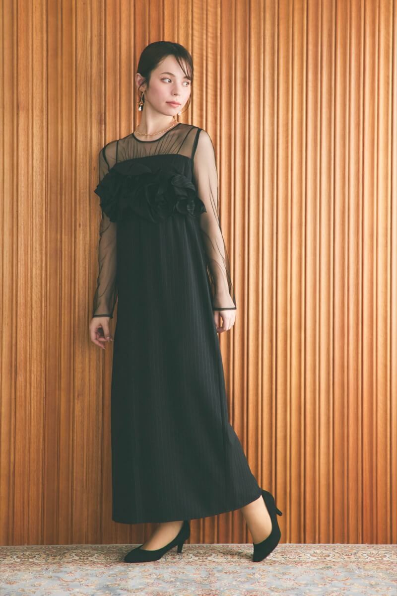 ブラックのフリルビスチェストライプドレスの商品画像13