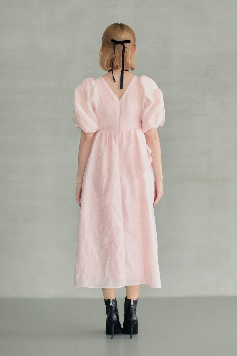 ピンクのバブルスリーブジャガードドレスの商品画像4