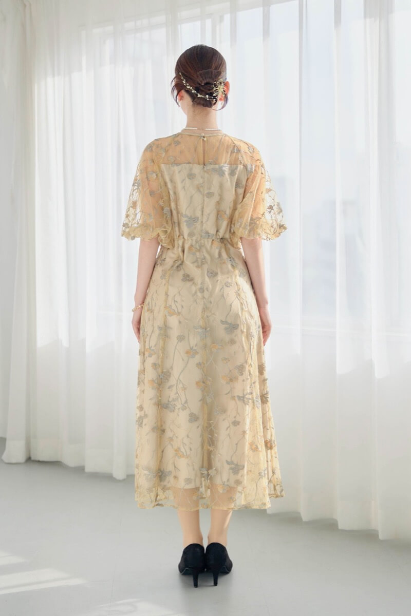 イエローのフローラル刺繍シアードレスの商品画像4