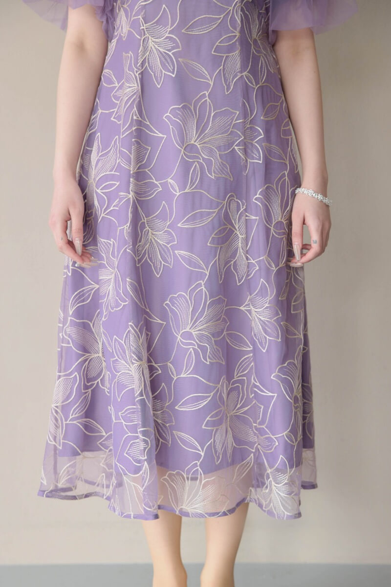 パープルのリリーパターンレースドレスの商品画像7