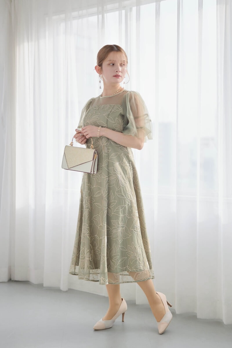 グリーンのリリーパターンレースドレスの商品画像12