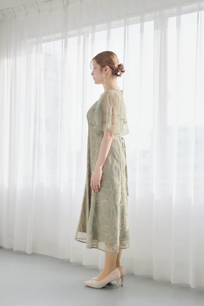 グリーンのリリーパターンレースドレスの商品画像3