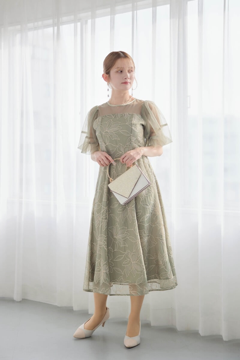 グリーンのリリーパターンレースドレスの商品画像8