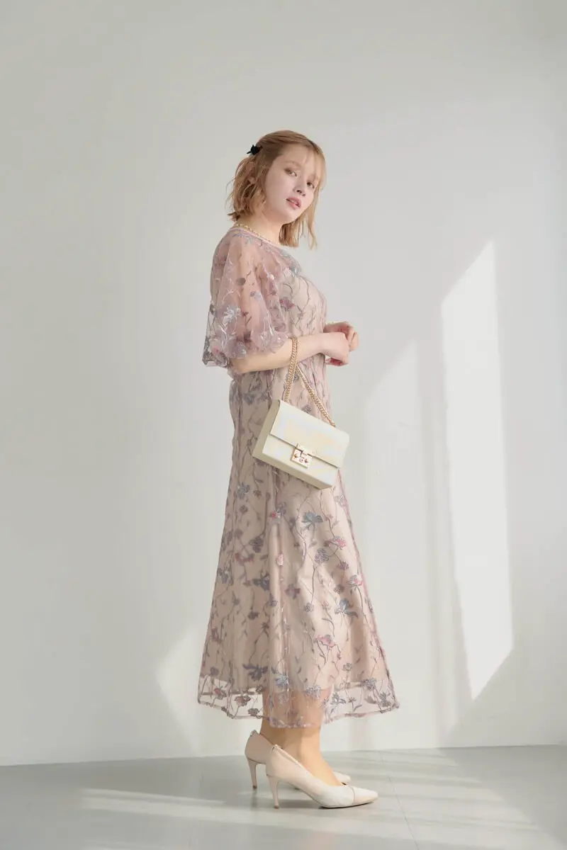 MARY D`ALOIA 刺繍ドレス パープルピンクフラワー 結婚式 イタリア製 ピンクのフローラル刺繍シアードレス | metoi | M | 結婚式パーティー