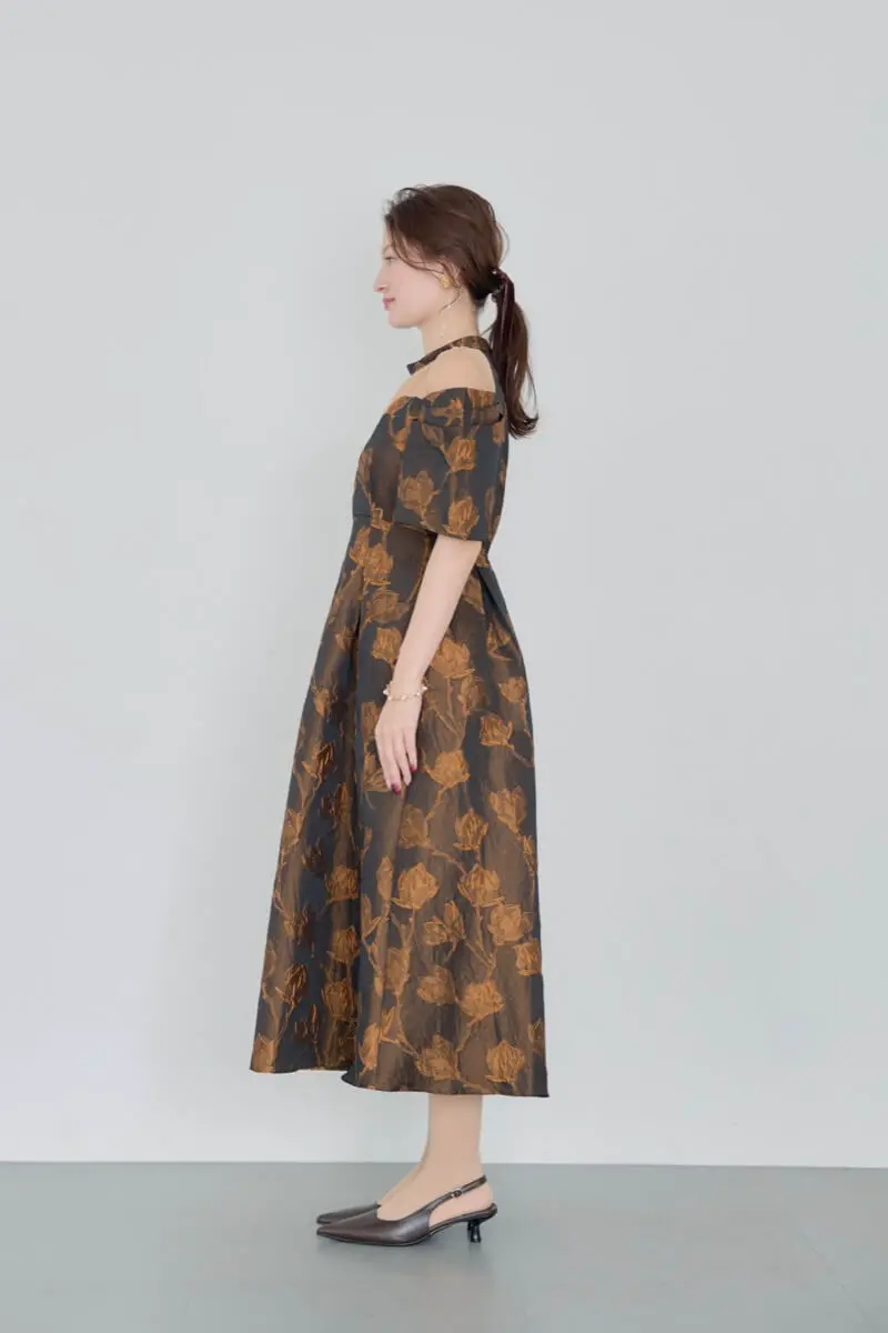 ブラウンのフラワージャガードフレアドレス | metoi | M | 結婚式