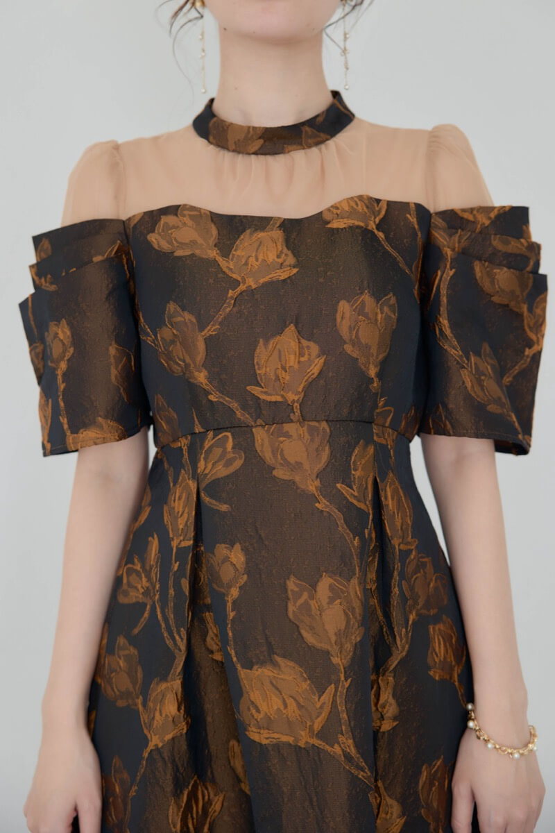 ブラウンのフラワージャガードフレアドレスの商品画像5