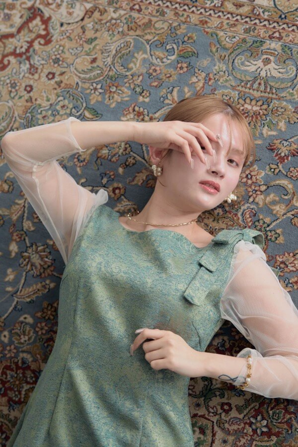 グリーンのショルダーリボンジャガードドレス | LE' RURE | M | A-3097