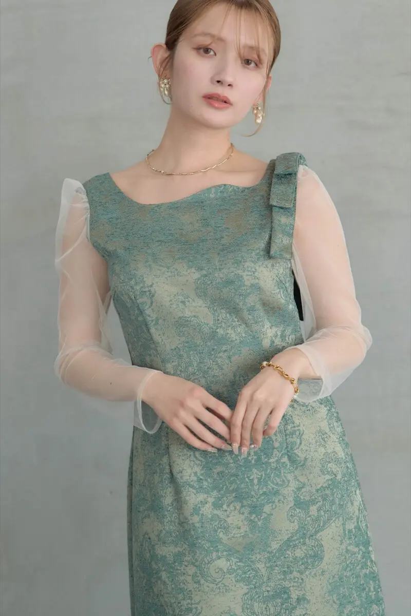 グリーンのショルダーリボンジャガードドレス | LE' RURE | M | 結婚式