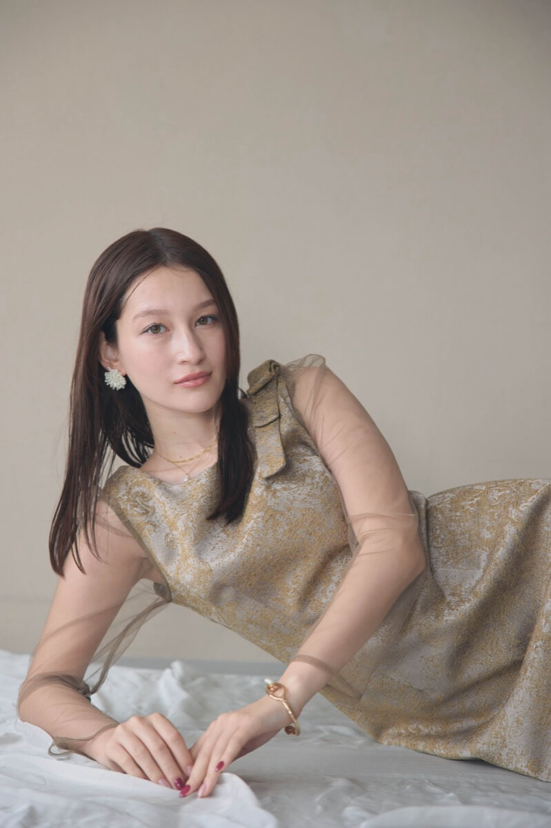 ブラウンのショルダーリボンジャガードドレスの商品画像11