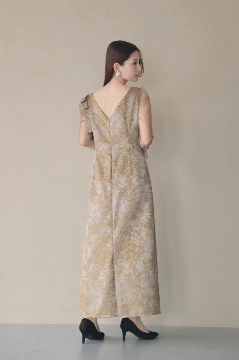 ブラウンのショルダーリボンジャガードドレス | LE' RURE | M | 結婚式
