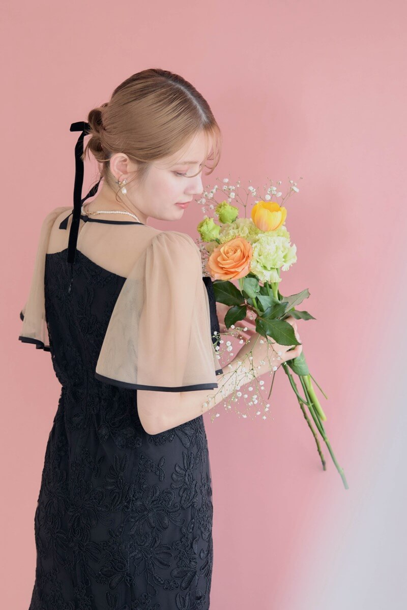 ブラック×ベージュのヴィンテージレースドレスの商品画像1