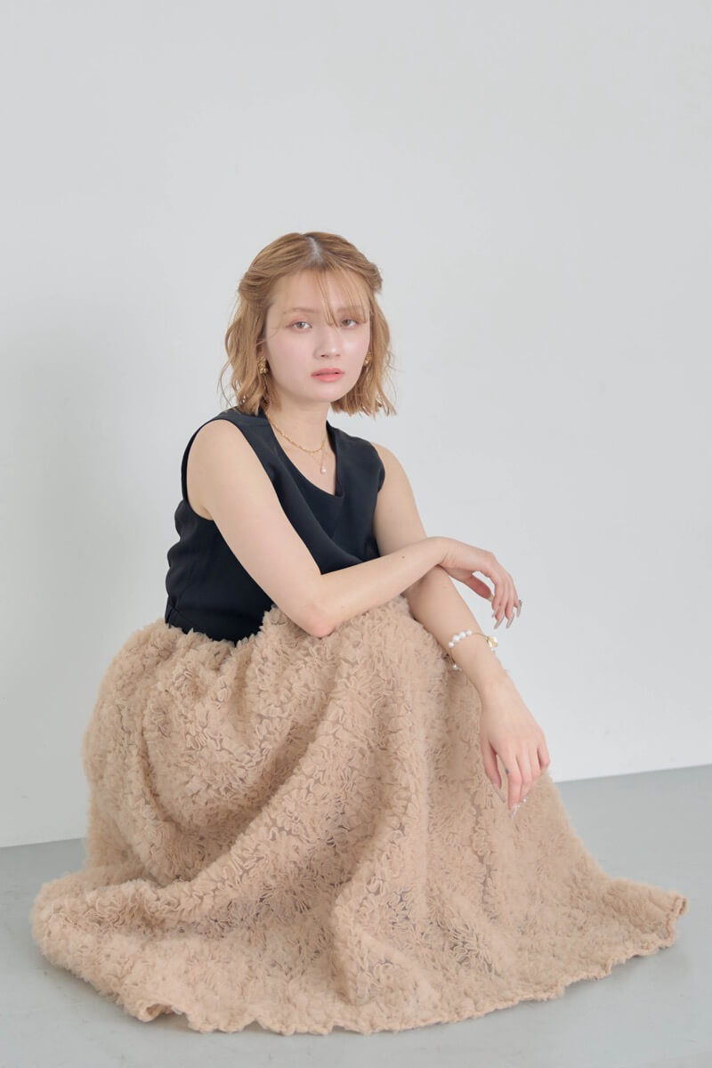 ベージュブラックのモコモコセットアップドレスの商品画像14